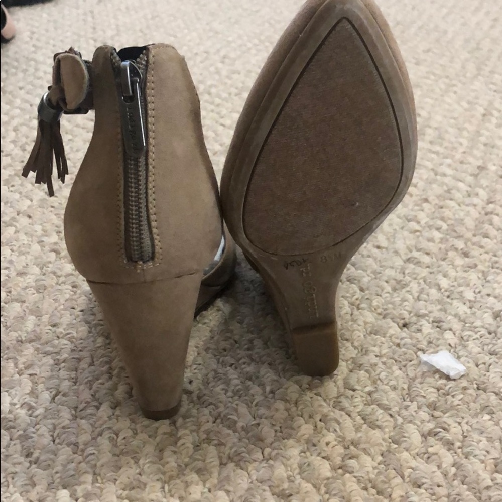 Shoes - Picture 3 of 3